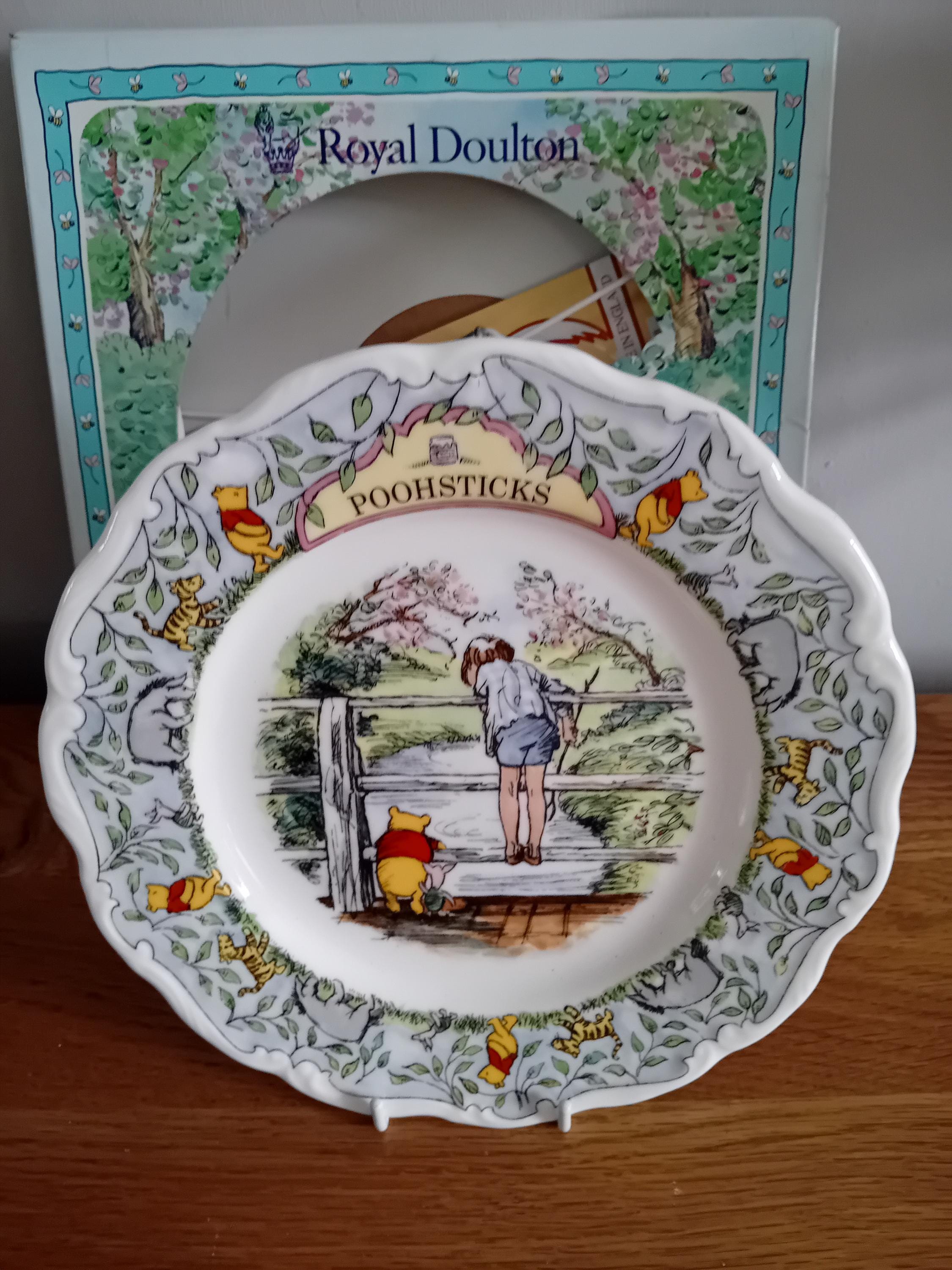 ロイヤルドルトン Pooh プレート Royal Doulton Winnie the Pooh Plate - Etsy