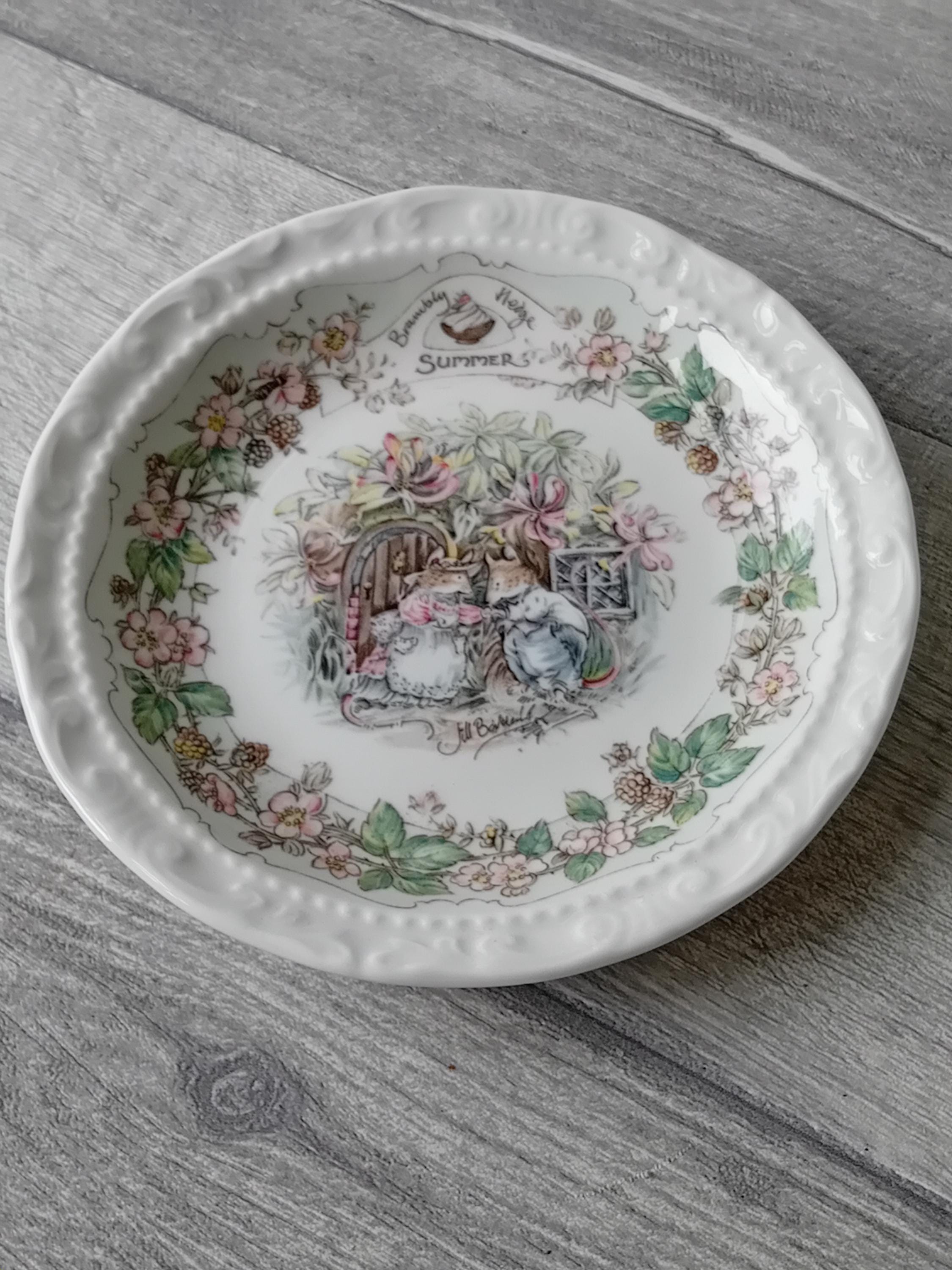 Brambly hedge four season plates - Etsy 日本