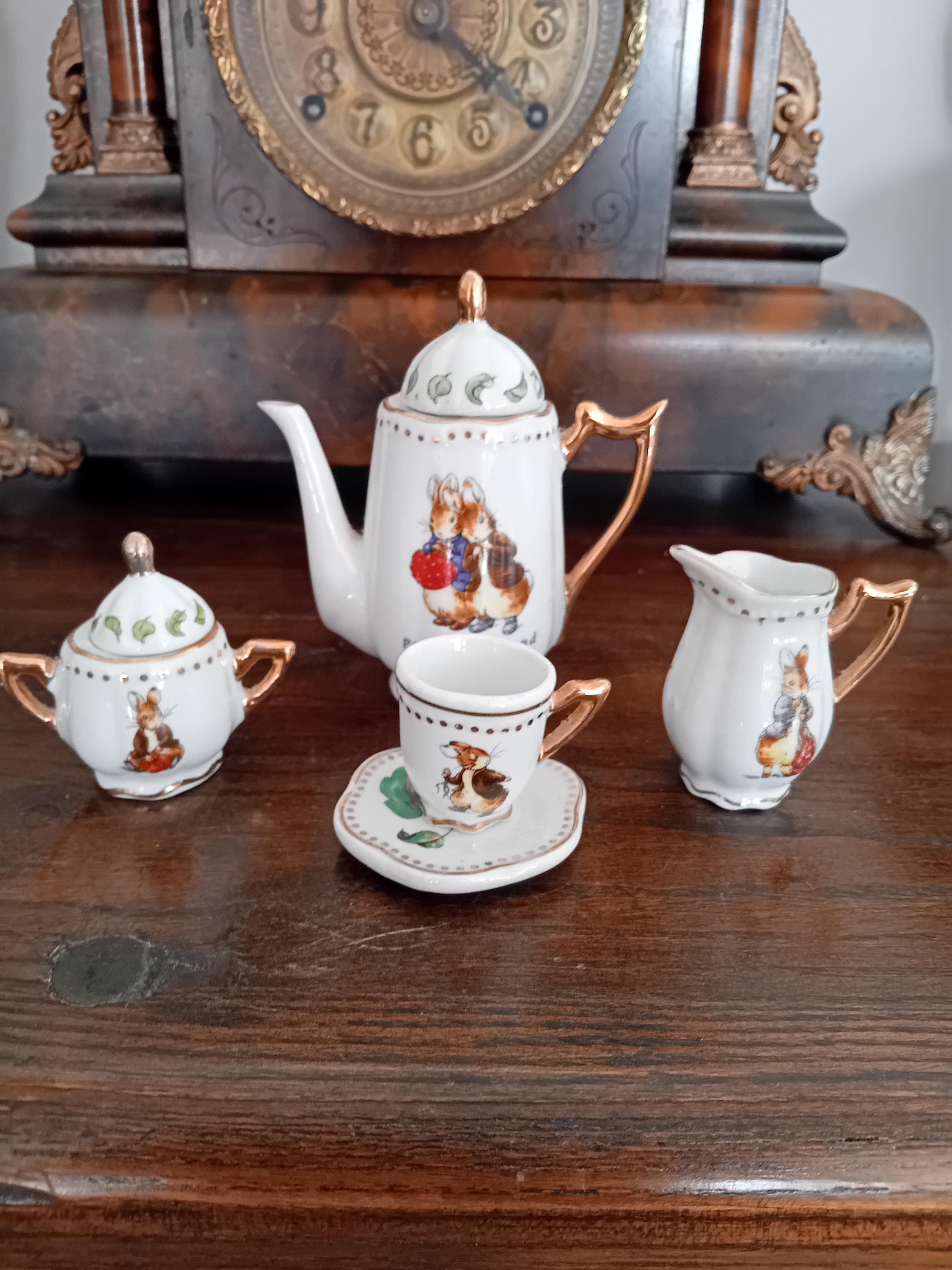 Peter rabbit childs tea set - Etsy 日本