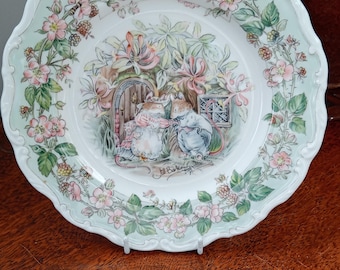 ヴィンテージのブランブリーヘッジコレクターズプレート。オールド