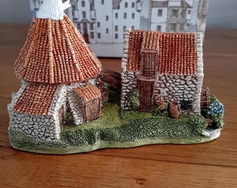 Lilliput Lane Collectable Cottage- St Joseph's Church - No Box