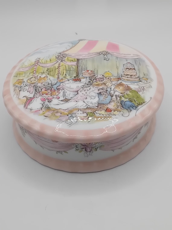 Vintage Brambly Hedge Trinket Box 