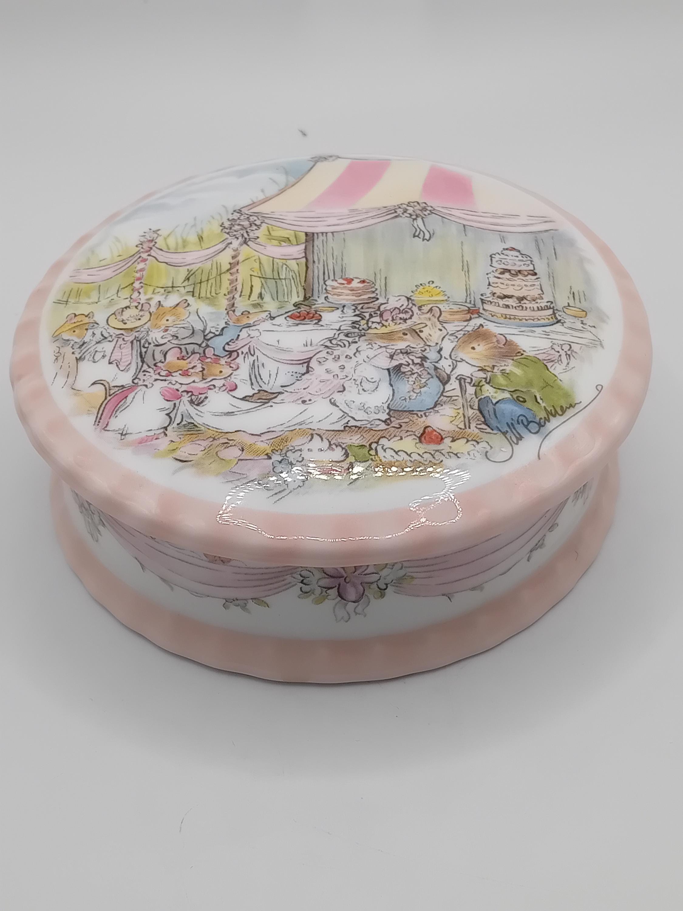 Vintage Brambly Hedge Trinket Box 