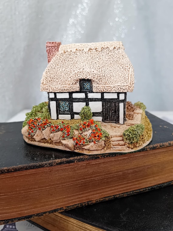 LILLIPUT LANE  Cottage L2541 箱入り Lilliput Lane Collectable Cottage From the English Collection