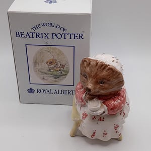 Beatrix Potter Royal Albert - &quot;Mrs Tiggy Winkle&quot; Vintage/ Early version