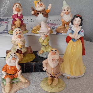 Royal Doulton Bone China Biancaneve e i 7 nani - Set completo. Prodotto in Inghilterra.