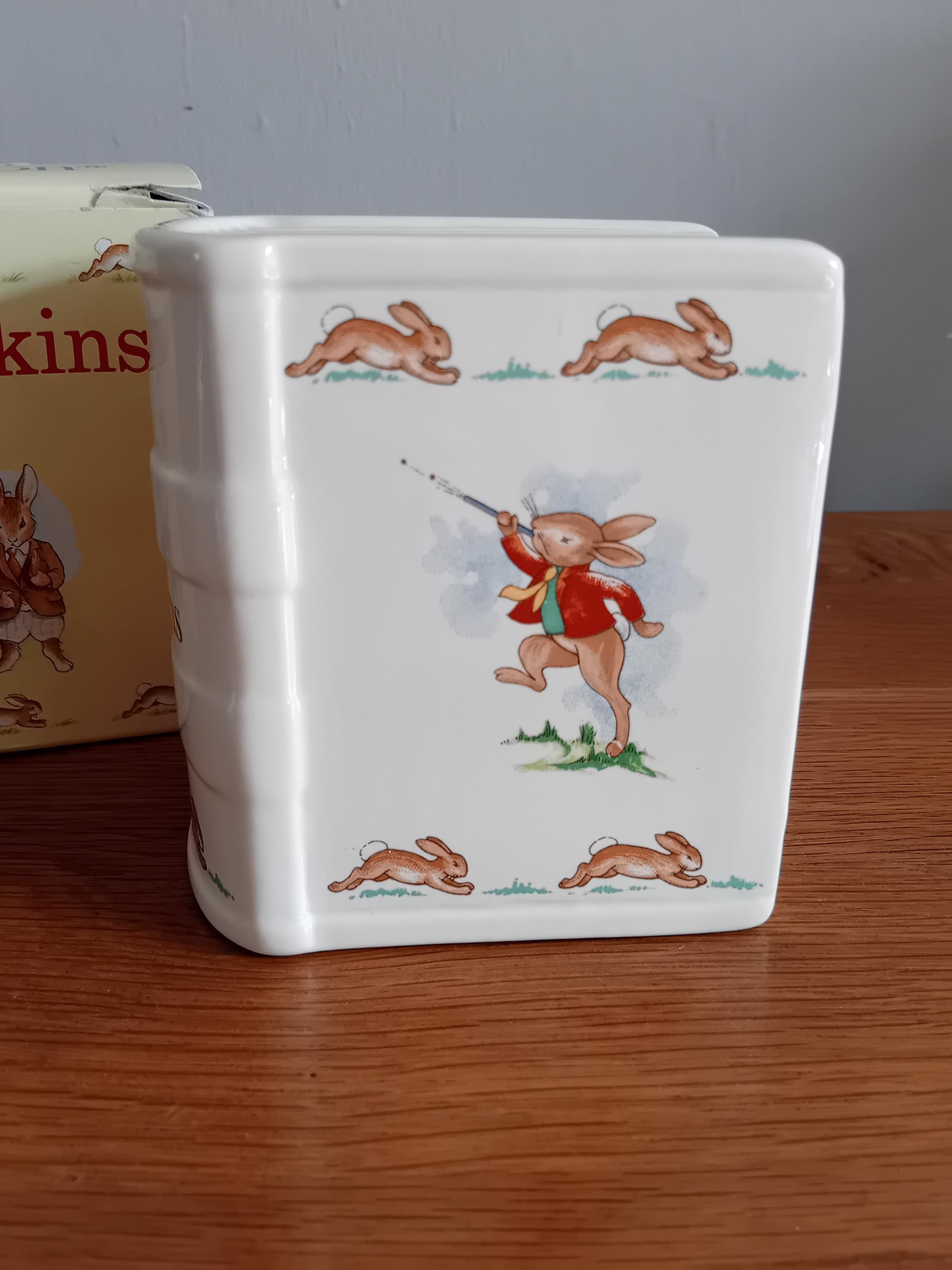 Vintage Bunnykins Collectors Savings Book Moneybox. - Royal
