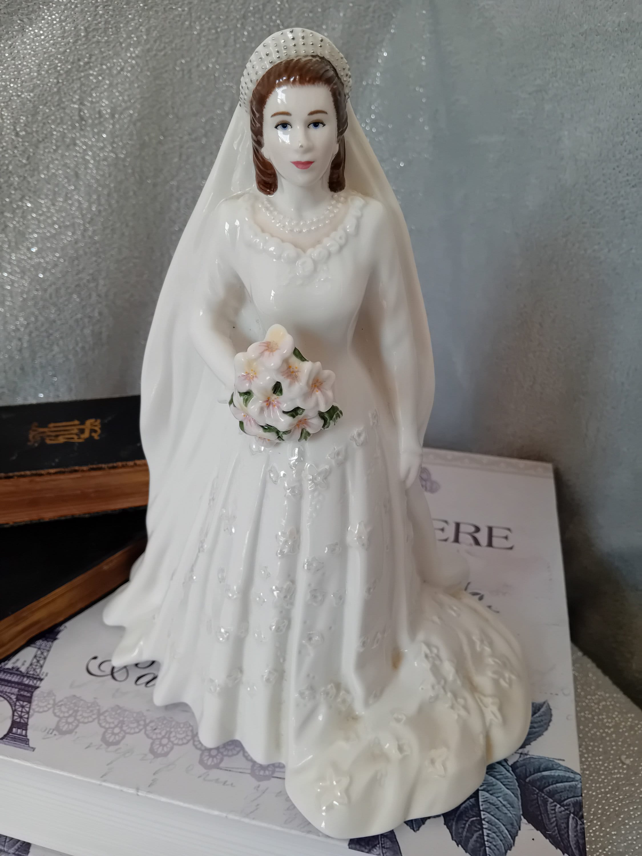 ロイヤルウースター　エリザベス王妃クイーンマザー　記念プレート ロイヤルウースター エリザベス王妃クイーンマザー 記念プレート