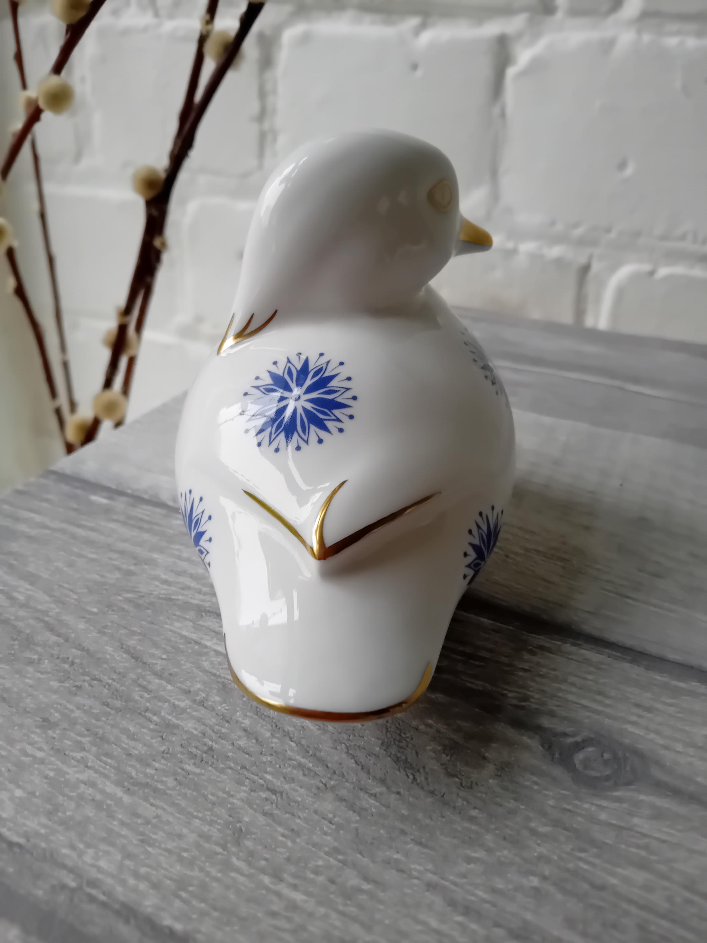 Royal Crown Derby Fine Bone China Paperweight - Ltd Edition Imari