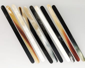 Oud, Risha, Saz, Kanun, Dan Bau, Horn, Pick, Thohr Plektrum