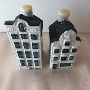 Set of 2 ceramic houses in Amsterdam in Holland