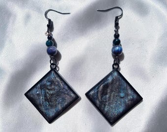 Intergalactic square earrings