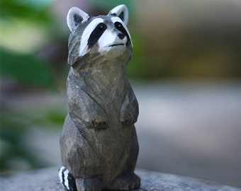 Wooden Raccoon Carving - Handmade Raccoon Figurine, Hand Carved Wood Animal, Home Decor, Wood Animal Sculpture, Animal Lover Gifts, Ornament