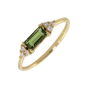 18k Solid Gold Baguette Ring,Green Tourmaline And Diamonds Ring-Natural Tourmaline Gold Ring,Minimal Gold Ring Statement Ring,Ring For Women
