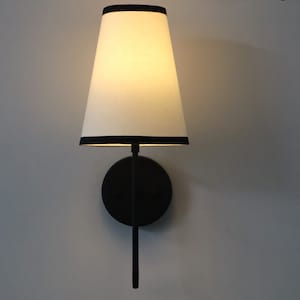 Artisanal Elegance Handcrafted Brass Wall Lamp for Distinctive Decor