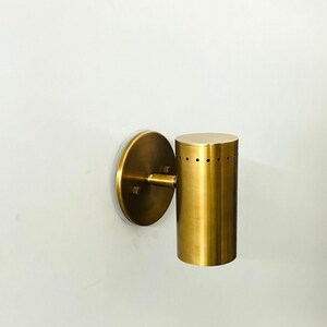 Raw Brass Handcrafted Mid Century Modern Style Wall Lamp For Home Decor