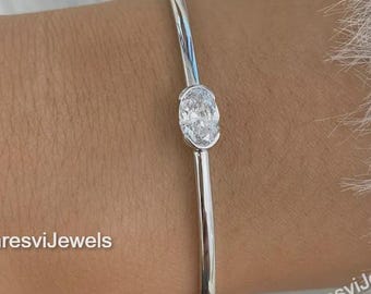 Solid 14K White Gold, Oval Cut Diamond Bangle Bracelet, 1ct E/VVS2 Lab Grown Diamond, Eco Friendly Diamond, Unisex Anniversary Gift for Her.