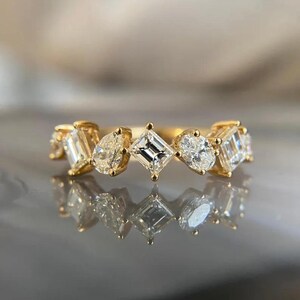 Zig Zag Lab Diamant Ring Smaragd Birne Marquise Ovalschliff Halbe Ewigkeit Diamant Band Jubiläumsring für Frauen Labor Diamant Braut Band gewachsen