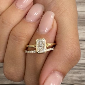 2 CT Radiant CUT moissanite Bezel Set for Engagement ring,14k Yellow Gold Bridal Set ring for women Pave set Wedding Band RING Gift for Her.