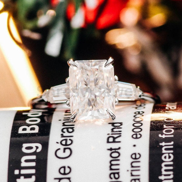 Valentine's Special: Radiant Cut Lab Grown Diamond Ring | E-F-G Color | VVS-VS Clarity