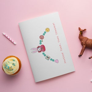 Mais um ano, ainda melhor/ Cartão de aniversário de coelho fofo | Cartão de Boa Sorte e Energia Positiva | Cartão de Aniversário Divertido e Motivacional