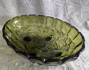 Indiana Glass Harvest Grape Large Footed Bowl, Vintage Avocado green Serving Bowl