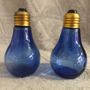 VTG USA RITE LITE Watt Fun! Set 2 Lightbulb Glass Salt & Pepper Shakers  Morton