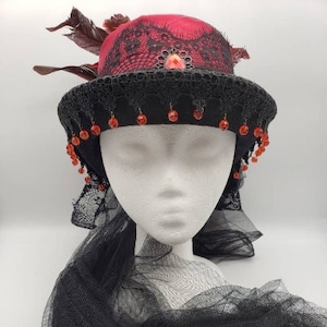 Red & Black Ladie&#39;s Top Hat With Veil | Victorian Vampire Gothic Halloween Steampunk
