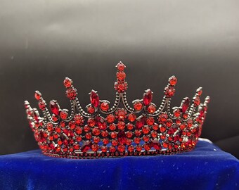 Red Rhinestone & Antique Gold Tiara | Medieval Renaissance  display picture 1