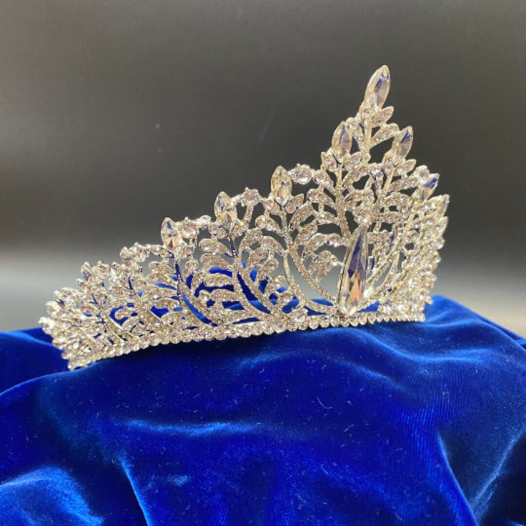 Vintage Rhinestone Quinceañera Prom Queen Crown / Tiara Unique Rare Crown Tiara Gorgeous Vintage Rhinestone Quinceanera Prom  main image 4