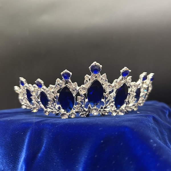 Faux Sapphire Tiara | Silver Tone | Wedding Bridal Royal Princess Queen Crown Renaissance Medieval Cosplay Fantasy
