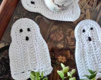 Crochet Ghost Coaster Pattern: PDF + Video Tutorial - Halloween Decor