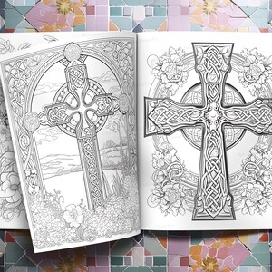 Puede incluir: Una p&aacute;gina de libro para colorear con dos dise&ntilde;os intrincados de cruces celtas. La cruz de la izquierda est&aacute; rodeada por un borde floral y una escena de paisaje. La cruz de la derecha est&aacute; rodeada por un borde floral.