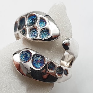Alien Tentacle Ring, Blue Spiral Octopus Jewelry, Oxidised Sci-Fi Statement Band, Bizarre Oceanic Handmade Silver Gift, Cephalia