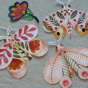 Articulated Moths Paper Dolls, Movable Butterfly Paper Doll, Play Craft Toy, DIY Kids Paper Craft, Moths Paper Puppets, Butterfly Paper Toy