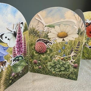 Summer Meadow Accordion Book, Nature Interactive Playset, Insect Puppets, DIY Kids Paper Crafts, Pretend Play, Create Your Own Scene, Build