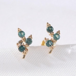 Piercing de oro macizo de 14 quilates con forma de hoja de alejandrita para hélix y trago, con parte trasera plana, con forma de árbol de oro auténtico, con forma de caracola para lóbulo de la oreja, con pasador sin rosca para trago de planta.