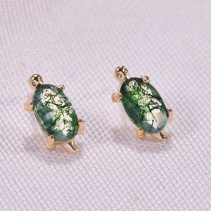 14k Solid Gold Moss Agate Turtle Earrings, Cartilage Helix Threadless Push Pin Stud Piercing, Gift for Ocean Lover