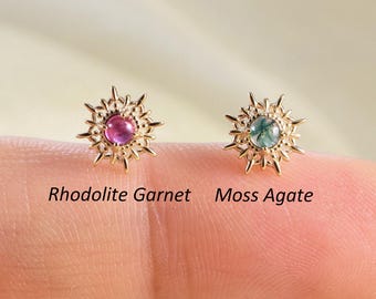 14k Solid Gold Moss Agate Sun Threadless Stud Earring Rhodolite Garnet Cartilage Stud Earring Conch Earring Moss Agate Helix Tragus Stud