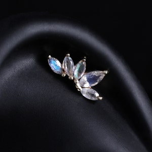 Lotus labradorit örhänge i massivt 14K guld, Helix brosk lob tragus platt baksida piercing, gänglösa trycknålssmycken, regnbågsblomma örhänge
