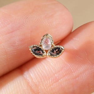 14K Solid Gold Black Rutilated Quartz with Labradorite Earring, Three-leaf Clover Helix Cartilage Conch Earlobe Labret Threadless Pin Stud