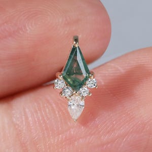 14K Gold Kite Shape Moss Agate with Moissanite Earring, Geometric Cartilage Threadless Pin Stud, Diamond Helix Conch Earlobe Nose Piercing