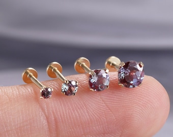 Pendiente de alejandrita de oro sólido de 14K Tornillo Back Stud Dainty Forma redonda Cartílago Hélice Concha Tragus Piedra natural Perforación roscada interna