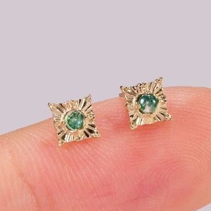 14K Solid Gold Diamond Cut Disc Stud Earring Moss Agate Threadless Push Pin Cartilage Earlobe Helix Stud Conch Earring Flat Back Piercing