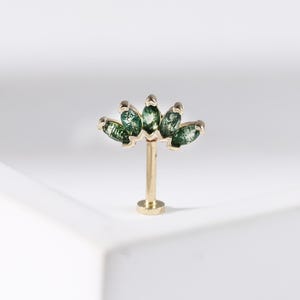 14K Gold Leaf Moss Agate Vertical Post, Solid Gold Leaf Forward Facing Threadless Stud, Helix Cartilage Conch Lobe Tragus Labret Piercing