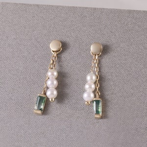 14K Solid Gold Dangle Natural Moss Agate with Fresh Water Pearl Charm Earring, Helix Chain Piercing, Conch Charm Earring