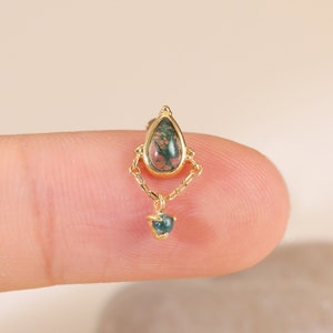 14K Solid Gold Moss Agate Dangle Cartilage Stud,Gold Chain Helix Stud, Dangle Moss Agate Stud, Flat Back Earring, Tragus Stud, Conch Stud