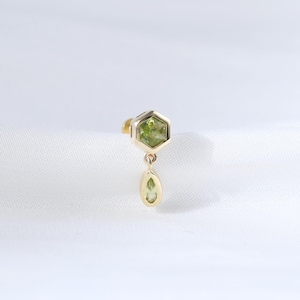 Pendiente de oro macizo de 14 quilates con peridoto colgante sin rosca, piercing para cartílago con presión hacia atrás, pendiente de oro auténtico para hélice, caracola, lóbulo y trago