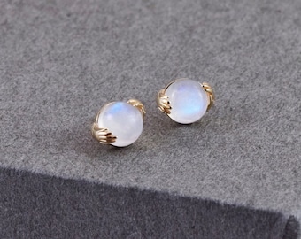 Orecchino in argento sterling con cavalluccio marino oceanico