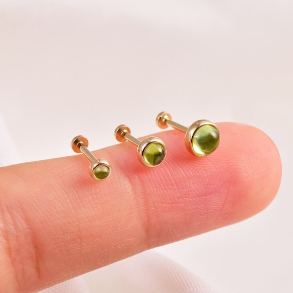 14K Solid Gold Peridot Threadless Push Pin Labret Dainty Round Gemstone Cartilage Helix Peridot Earring Tragus Stud Screw Back Earring 20G